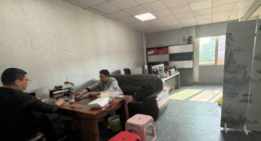 深圳龙华地铁口1600㎡ 精装修厂房出租