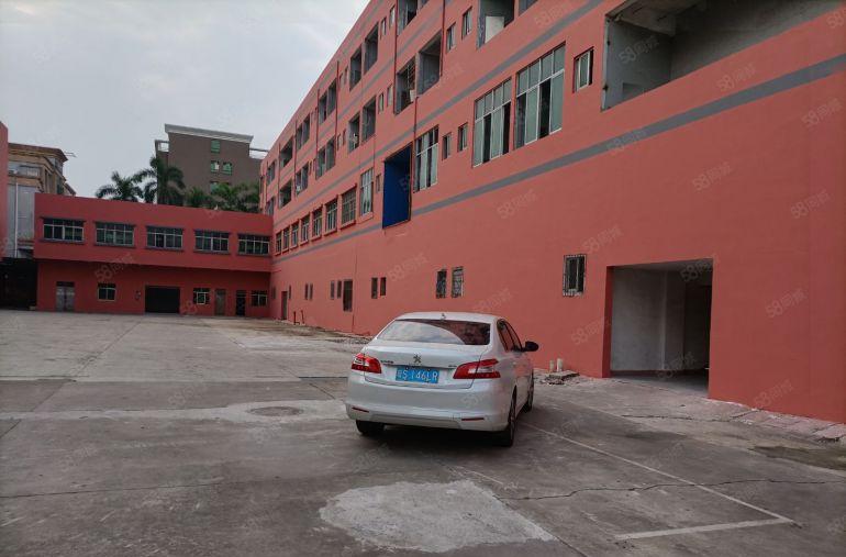 独院厂房招租，总面积7000平方，低价放租。