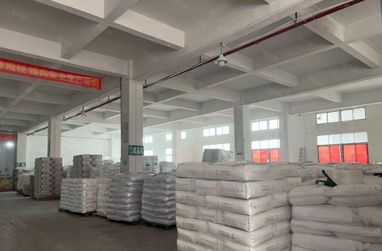 低价南栅新出一楼1560方带有精装修办公室水电齐全