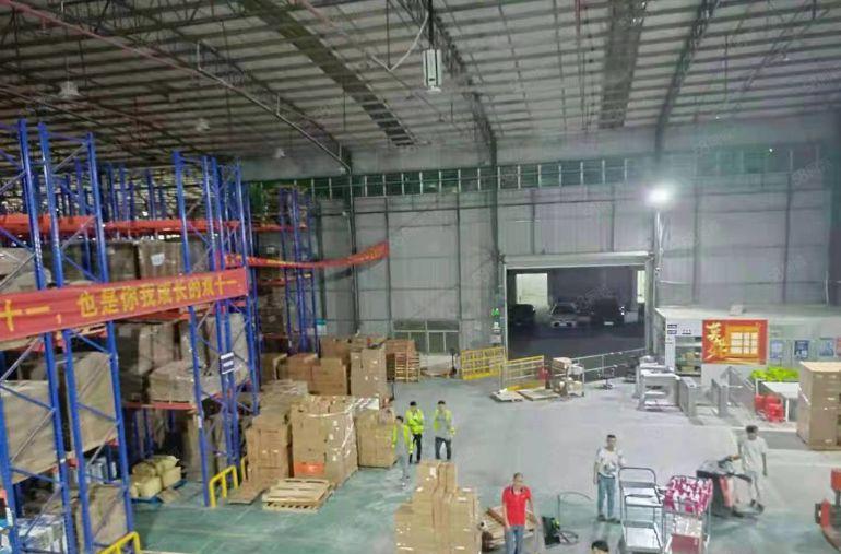 虎门镇10米高独院单一层六千平方低价钢构厂房，超大空地形象好