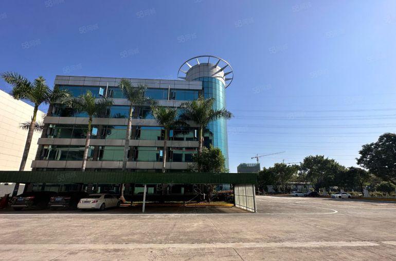 虎门358省道边高速出口附近1000平精装办公室全新地坪