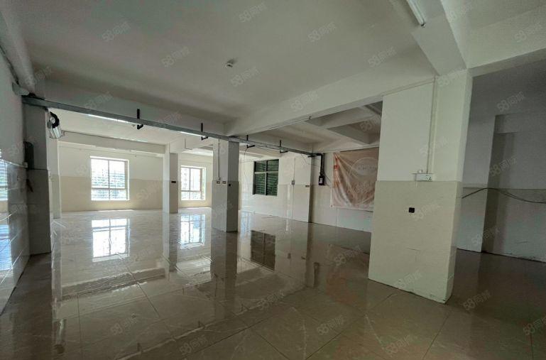 小面积一层220方现成装修带有办公室适当制衣电商等行业