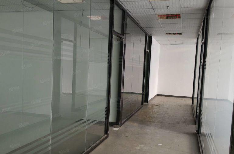 长安高标准独院厂房800平方出租 带装修.