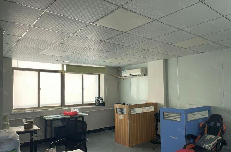 长安镇宵边新出楼上原房东608平精装修形象好水电齐全厂房出租