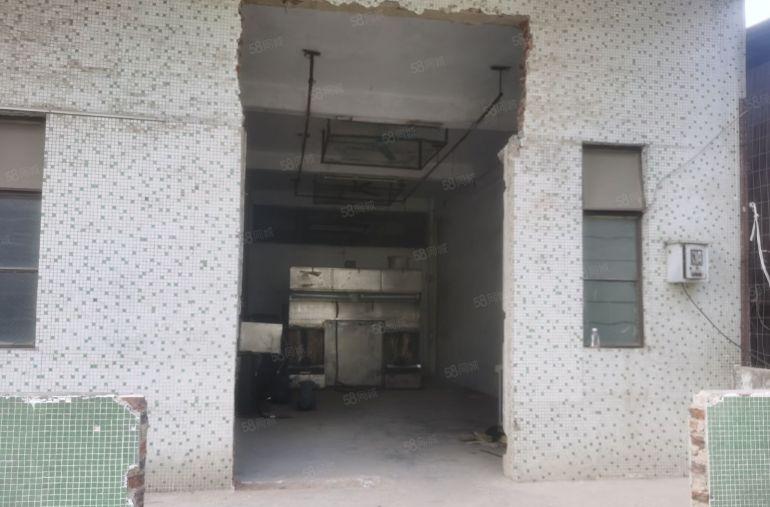 沙头2楼120平方，1300块钱一个月。