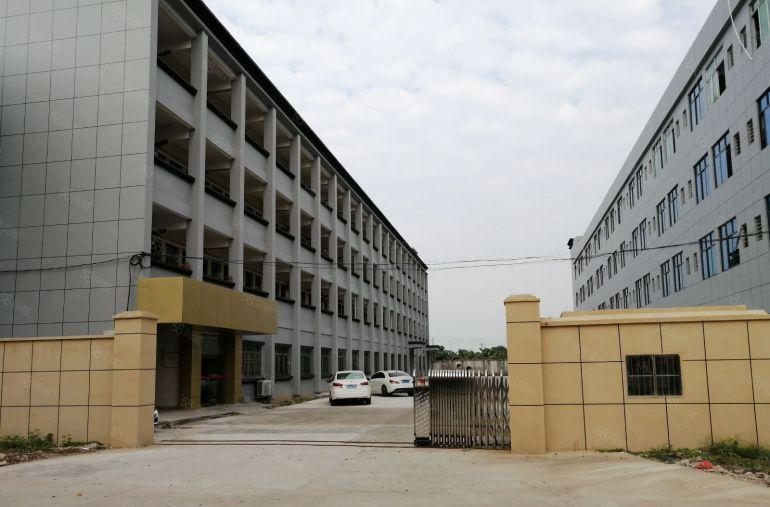 低价厂房出租长安邻深原房东6000平方大小分租可办环评形象好