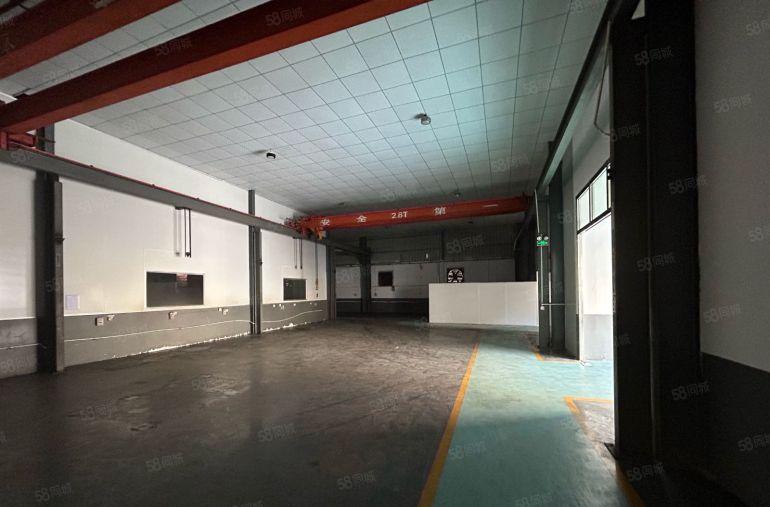 沿江高速附近新空8米高带行车单一层厂房招租