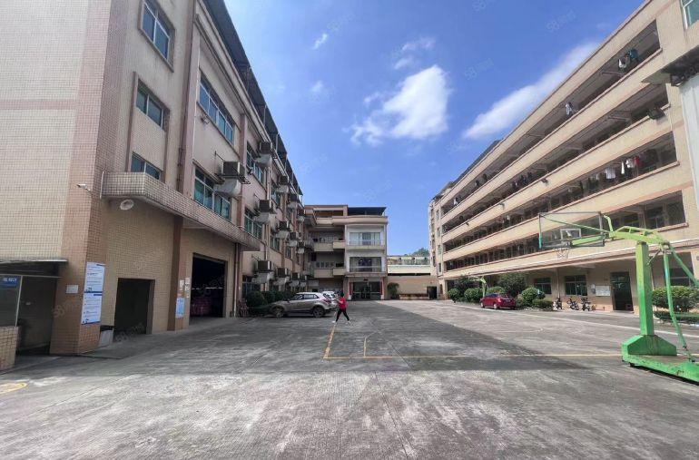 常平原房东标准独院9000厂房出租，独立办公楼空地大，可分租