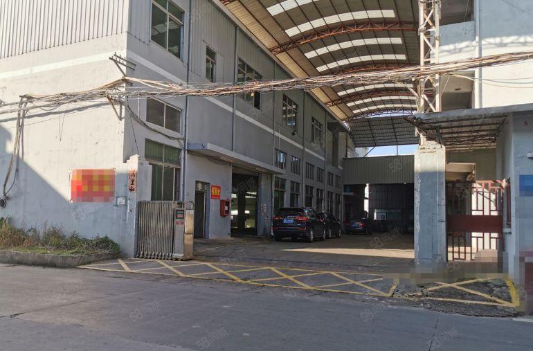 常平原房东独门独院厂房12层3000平米，现成办公室装修。