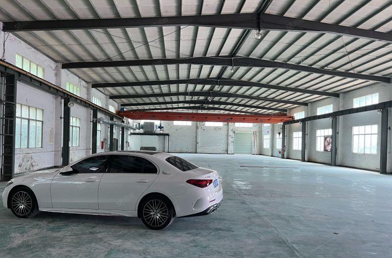 常平8米高带行车砖墙厂房1500平方，中间没柱子，工业用地