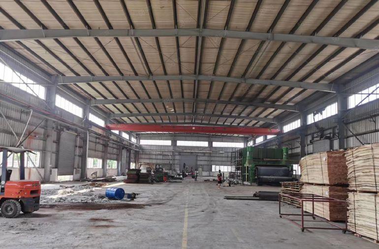 （原房东单一层9米高带航车）钢构厂房水电费可以过户