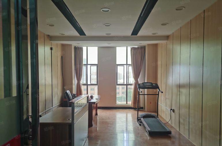 厚街原房东850平低价厂房出租，现成装修，水电齐全