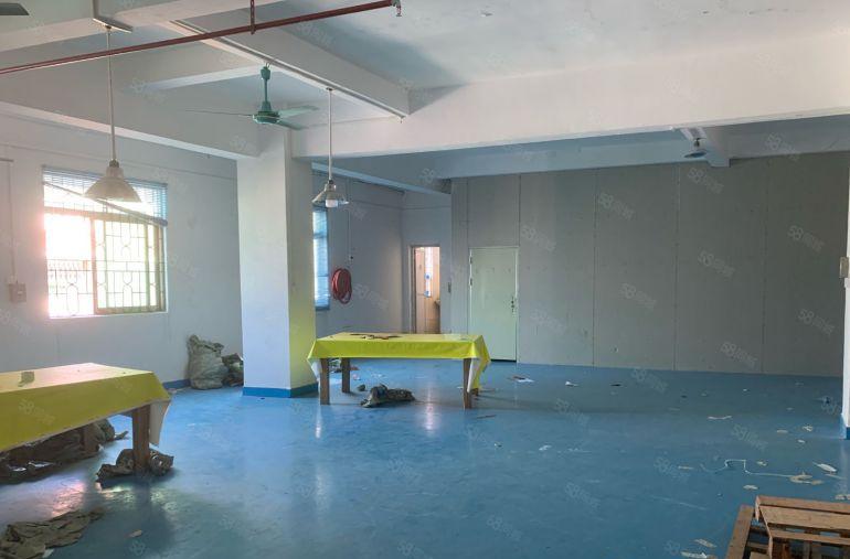 宝屯小面积250平两吨电梯两卫生间