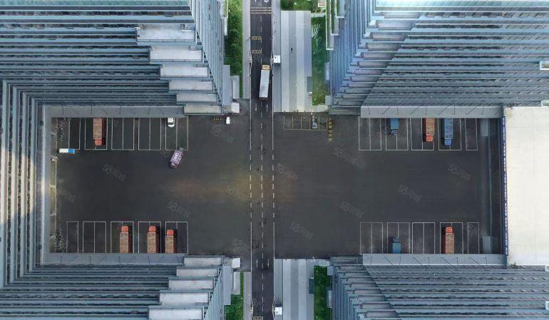 厚街开发商实际面积15块含税含管理费，厂房免租6个月