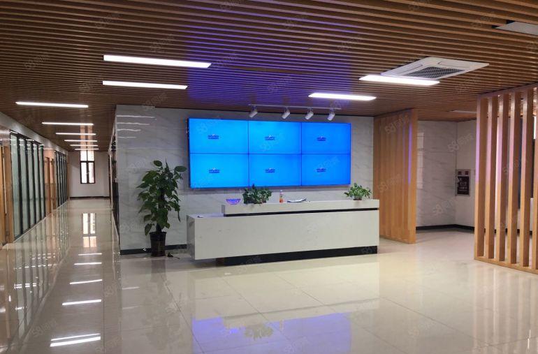 塘厦外环高速口旁二楼2000平豪装厂房，无转让费，原房东