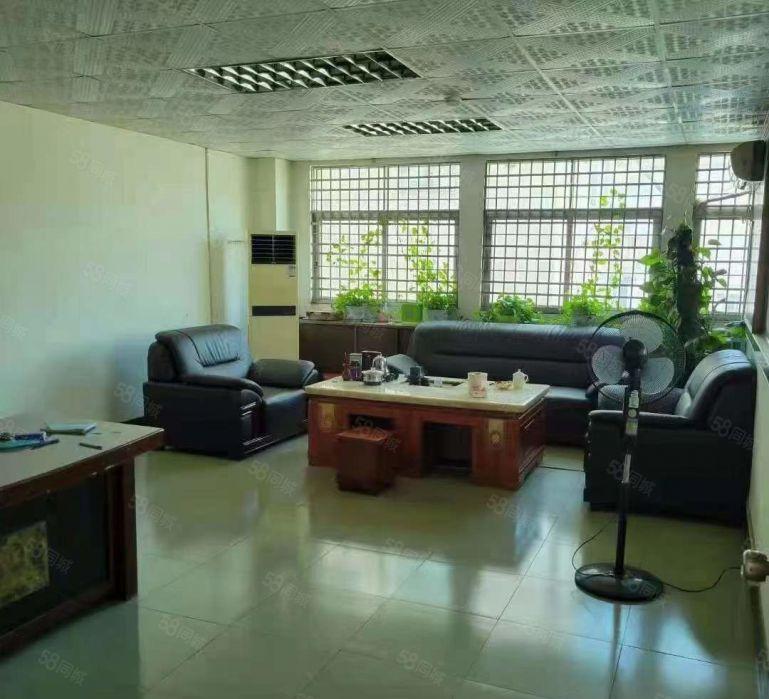 林村无尘车间出租二楼460方九成新地坪漆价格便宜