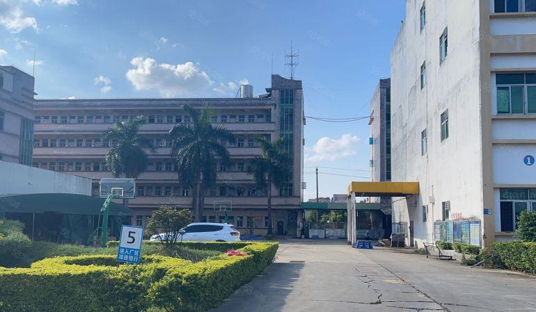 花园式厂房招租~石潭埔360平起租现成装修空地超大带停车场