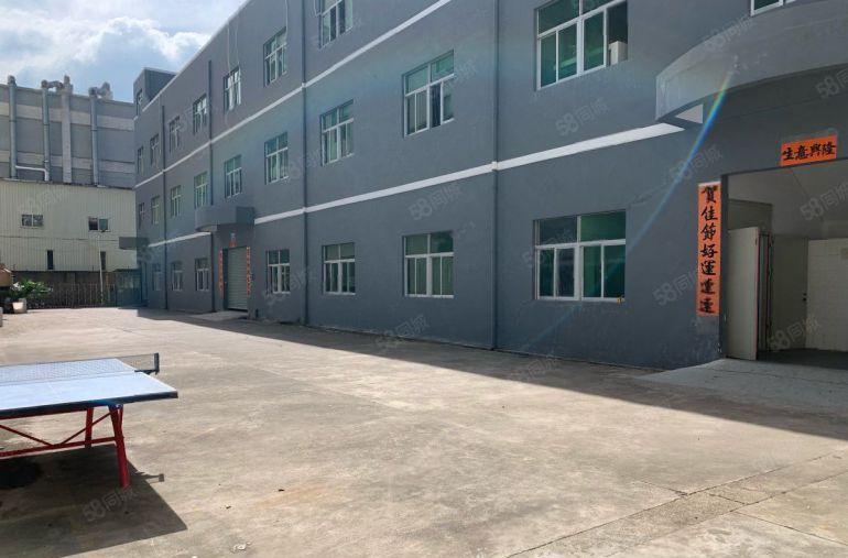 塘厦莆心湖楼上1100平实际面积出租，简易干净，适合电子贸易