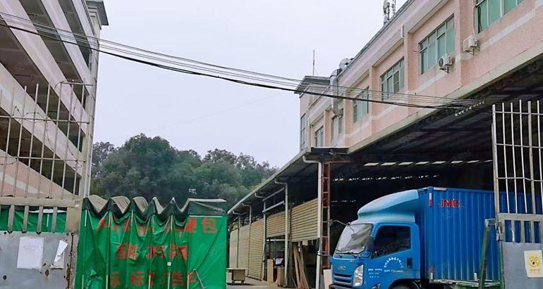 清湖头独门独院楼上1509平大小可分租带喷油丝印家具厂环评