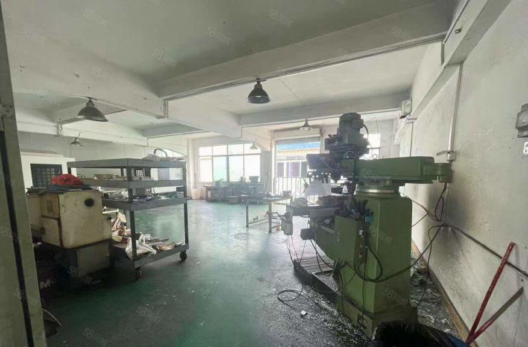 莲湖三楼800平车间加宿舍仅租15元水电齐全，精装拎包即入住