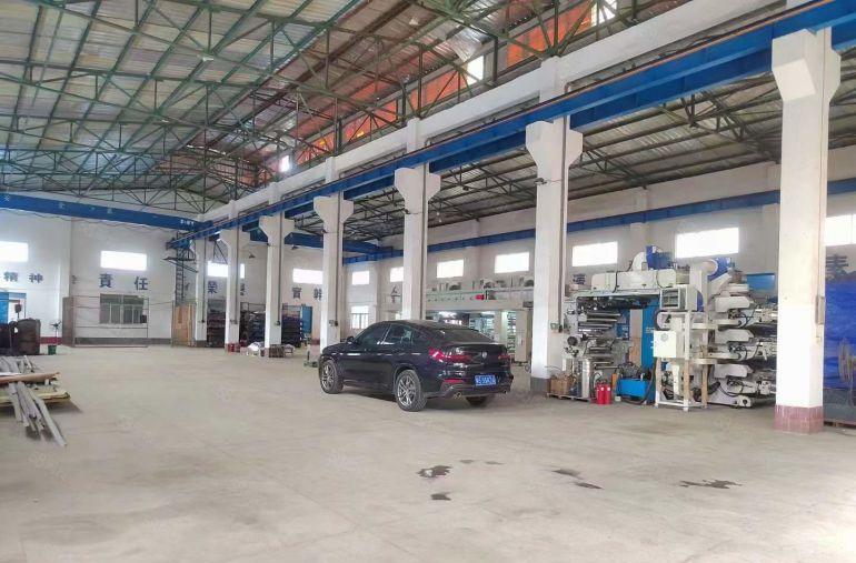 凤凰岗原房东独栋1600平实际面积带航吊，现成装修拎包生产