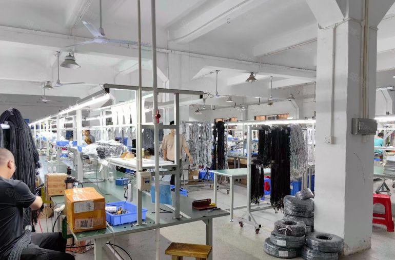 塘厦田心新空楼上洁净装修厂房980平，原房东出租 水电齐全