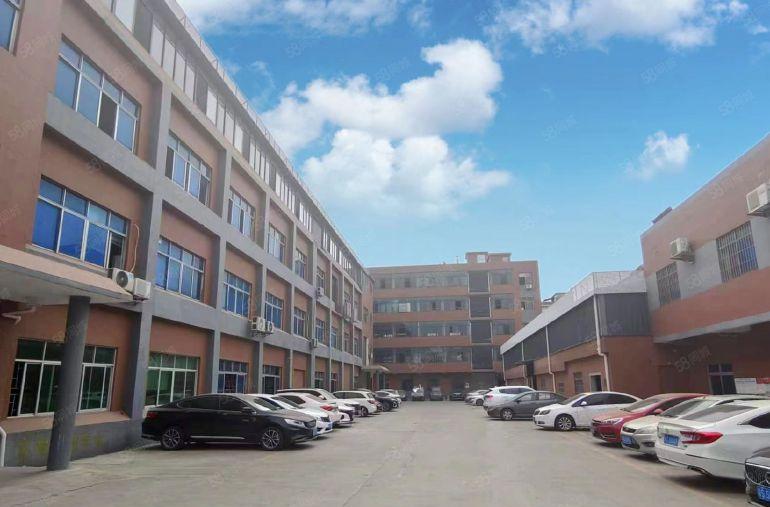 寮步凫山一楼1600平方厂房出租，现成办公室装修车间水电齐全