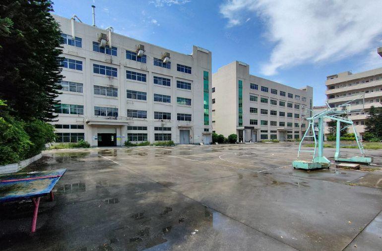 凤岗金凤凰国道边原房东独院22000平，可分租