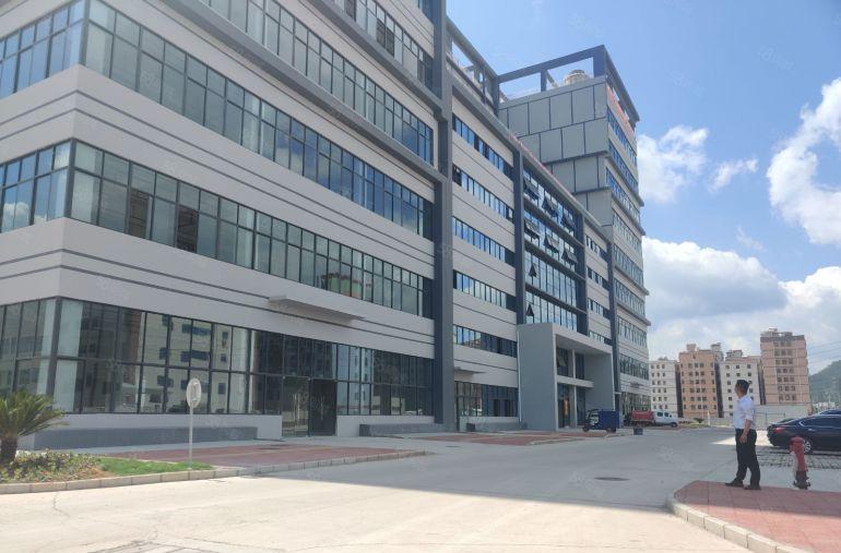 凤岗原房东厂房仓库出租一楼楼上分租200平起~5000平独院