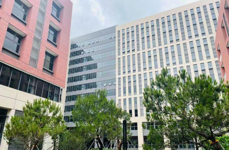 凤岗一房东独栋10000平实际面积红本高端园区厂房出租