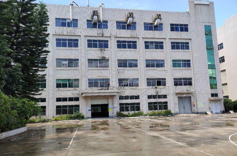 凤岗金凤凰国道边原房东独院22000平，可分租