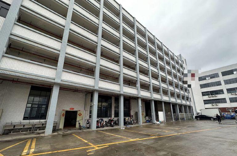 靠近观澜5500平米独院厂房）凤岗新出原房东独院厂房出租