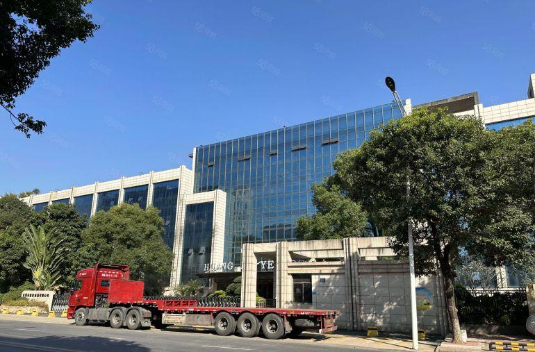 10元凤岗雁田一房东楼上一整层6000平实际面积厂房仓库出租