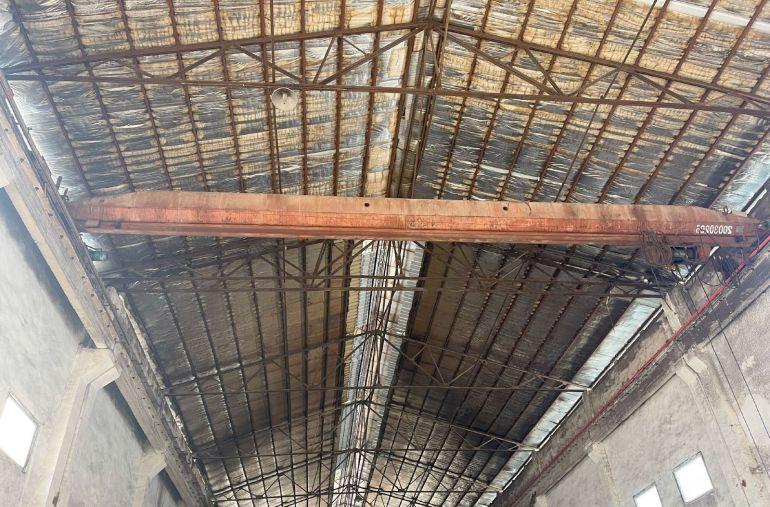 万江谷涌单一层1200平方高12米厂房带航车水电齐全空地大