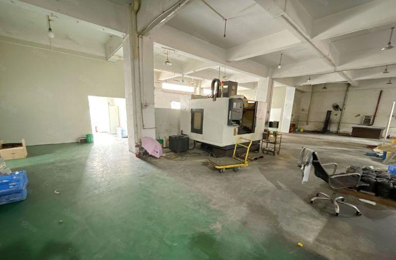 万江简沙洲一楼530平方标准厂房出租有装修好的办公室与卫生间