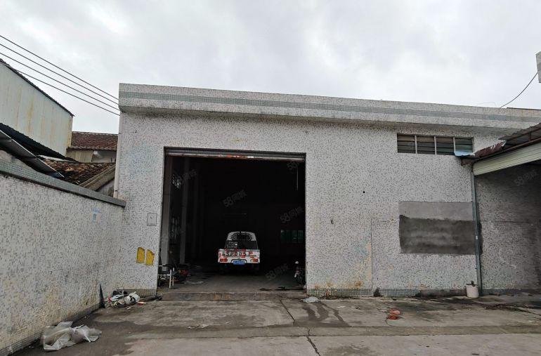 万江新村新出1400平米单一层厂房出租，有现成办公室