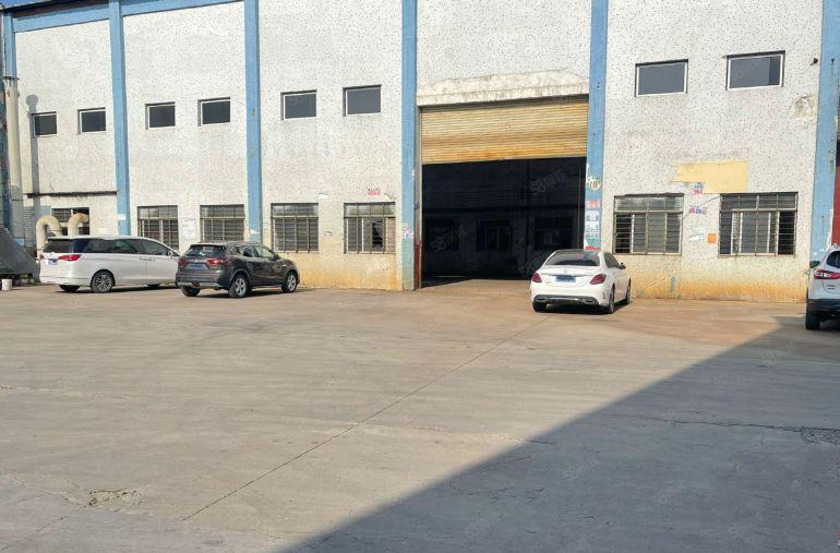 万江谷涌单一层1200平方高12米厂房带航车水电齐全空地大