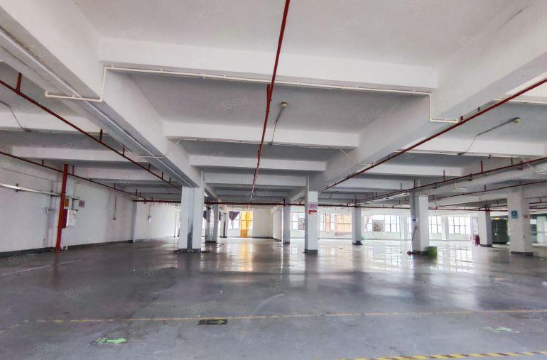 原房东标准厂房现成装修三楼1000平，有办公室吊机口地坪漆