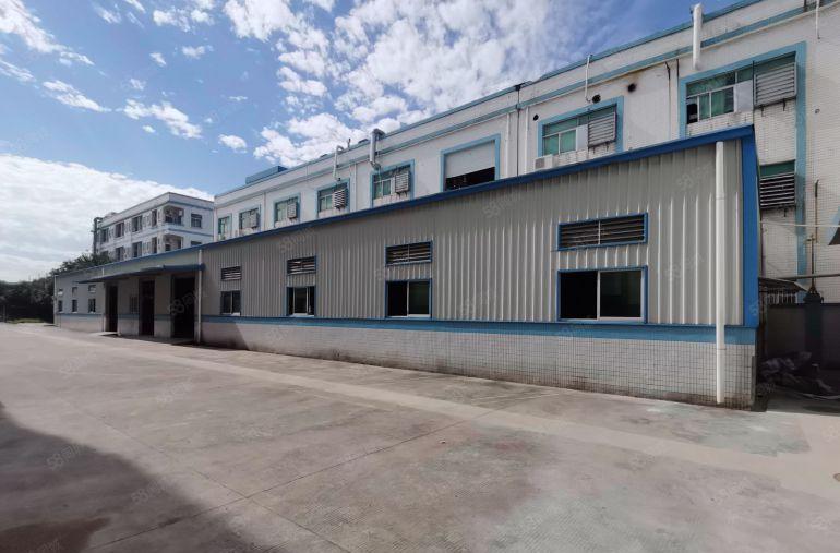 松木山原房东独院5000平 临近高速口 带喷淋 低价厂房出租