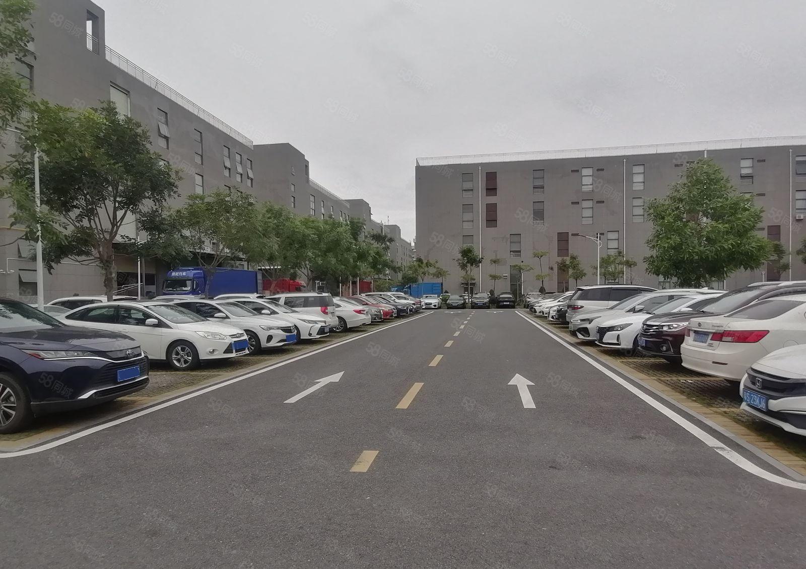 松山湖原房东红本重工业厂房15万方带装修出租，大小可分租！