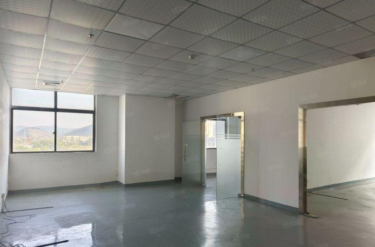 新出，田心园区精装一楼，5.5米高，空地超大，价格低