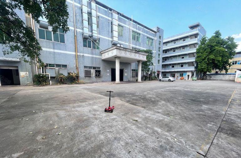 黄江新出独门独院标准厂房6800平方三层可和租