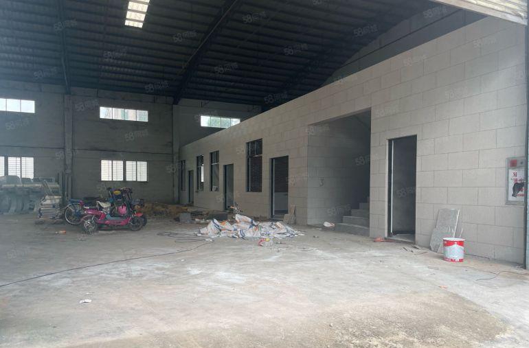 大岭山鸡翅岭独门独院2300方空地超大，可分租，低价出租