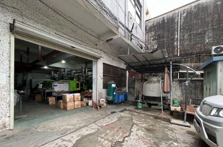 大岭山颜屋独院厂房1楼500平临近深圳易招工低价出租带行车