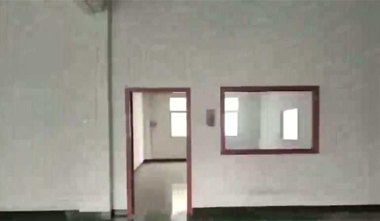 大岭山杨屋高速口附近 现成精装修厂房出租 超低价 可分租