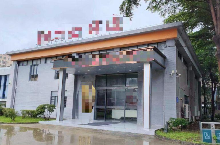 大岭山石大路边带航车单一层厂房出租，证件齐全红本厂房丙二消防