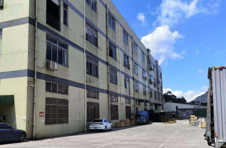 （实量10元方）大岭山厂房出租楼上2000方，租金平办公室