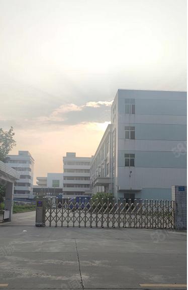 石碣成熟工业园区10000方可分租，超大空地报价10元