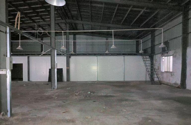 石碣工业园区！单一层厂房800平方，滴水七米。15000全包