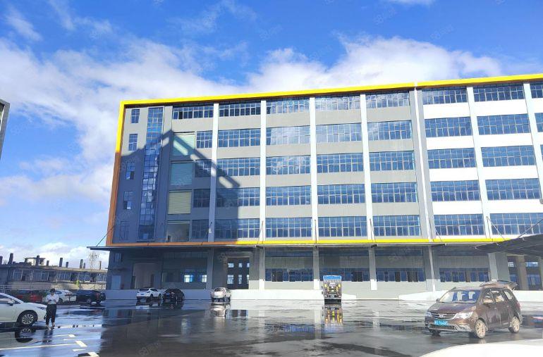 200平起租 清溪靠近塘厦全新红本厂房3000平 带装修